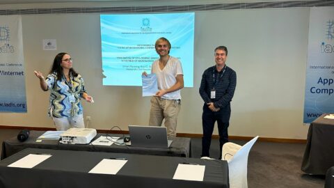 Zum Artikel "Simon Pfenning erhält Outstanding Paper Award bei der 20. International Conference on Applied Computing"