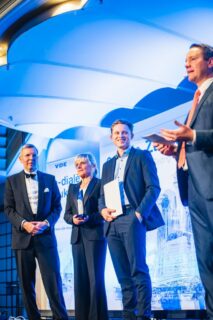 Zum Artikel "Three Awards for Leonhard Hahn"