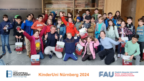 Zum Artikel "Insights into University Life and Creativity: Children discuss and learn with Prof. Voigt as part of the KinderUni Nürnberg"